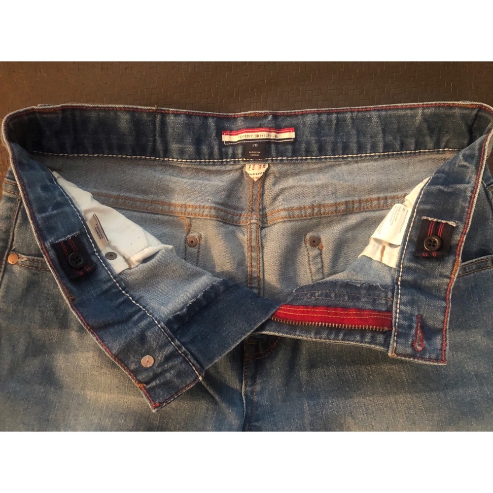 Tommy Hilfiger Jeans - Picture 4 of 4
